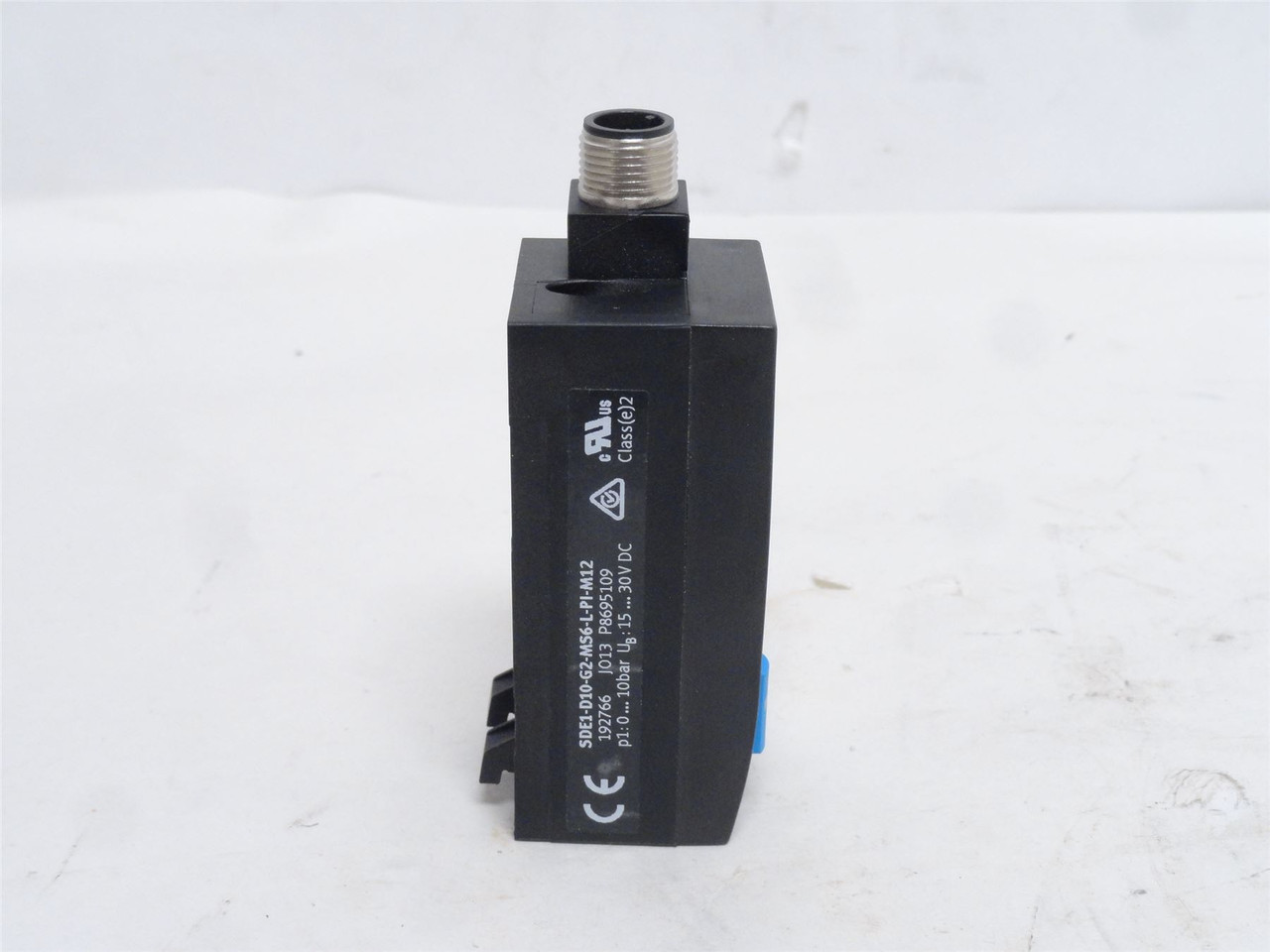 Festo SDE1-D10-G2-MS6-L-PI-M12; Pressure Sensor 192766; 10BAR