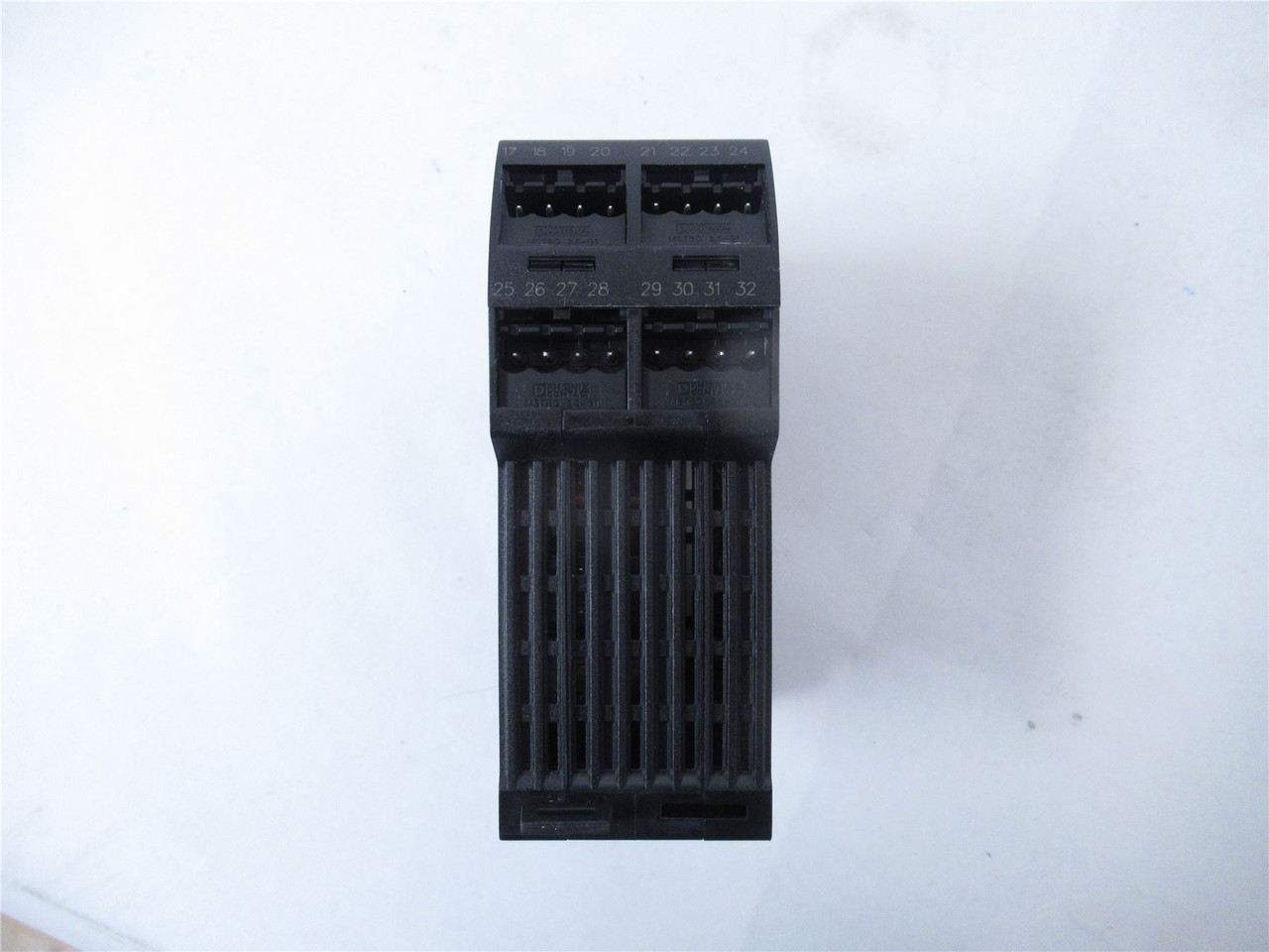 Elobau 471EFR3E14K0202; Safety Relay F/PSM