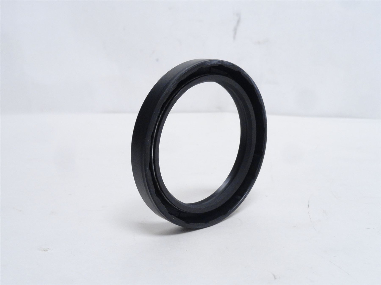 TCM 55X72X10TC-BX; Oil Seal 55mmID x 72mmOD x 10mm Width
