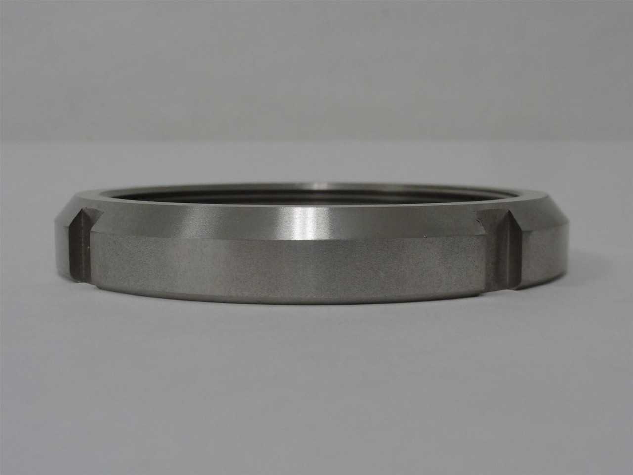 Bosch 274115; Bearing Lock Nut