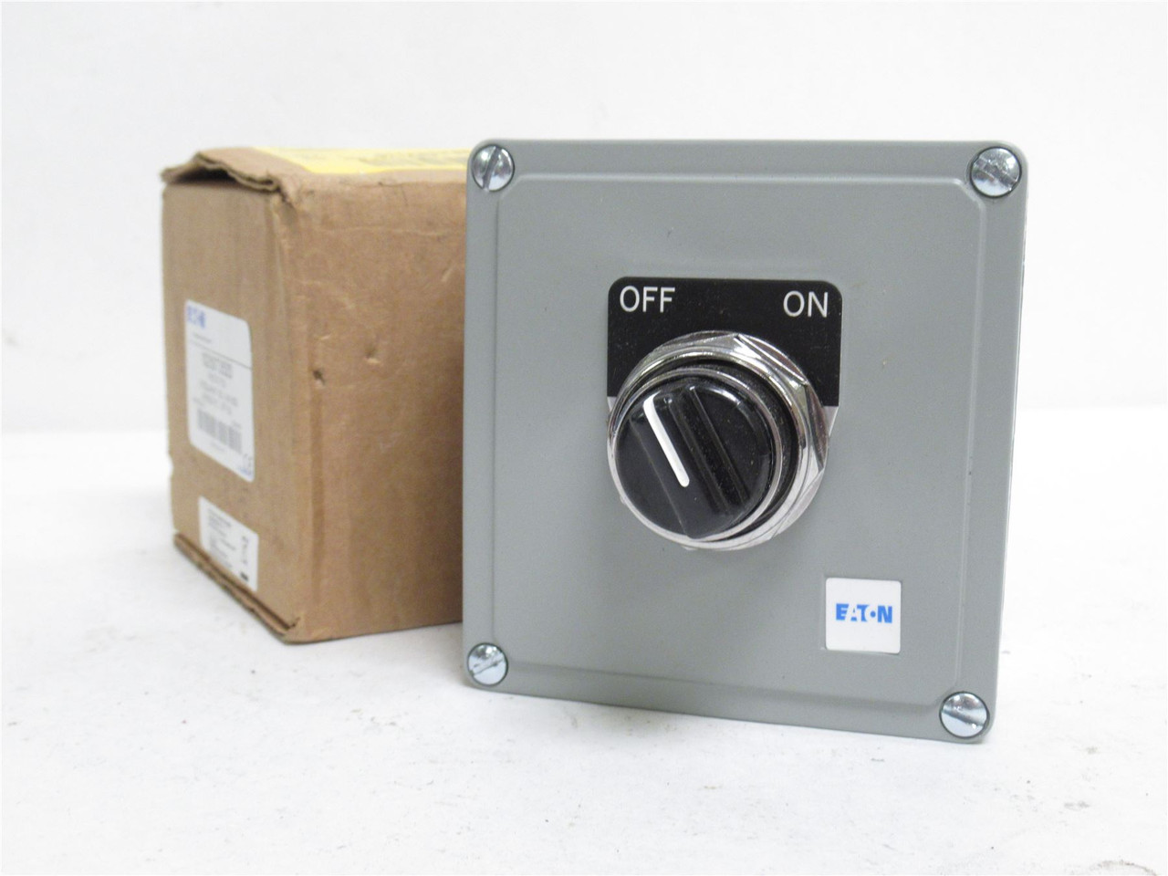 Eaton 10250T3523; Selector Switch Station Off/On; 30.5mm