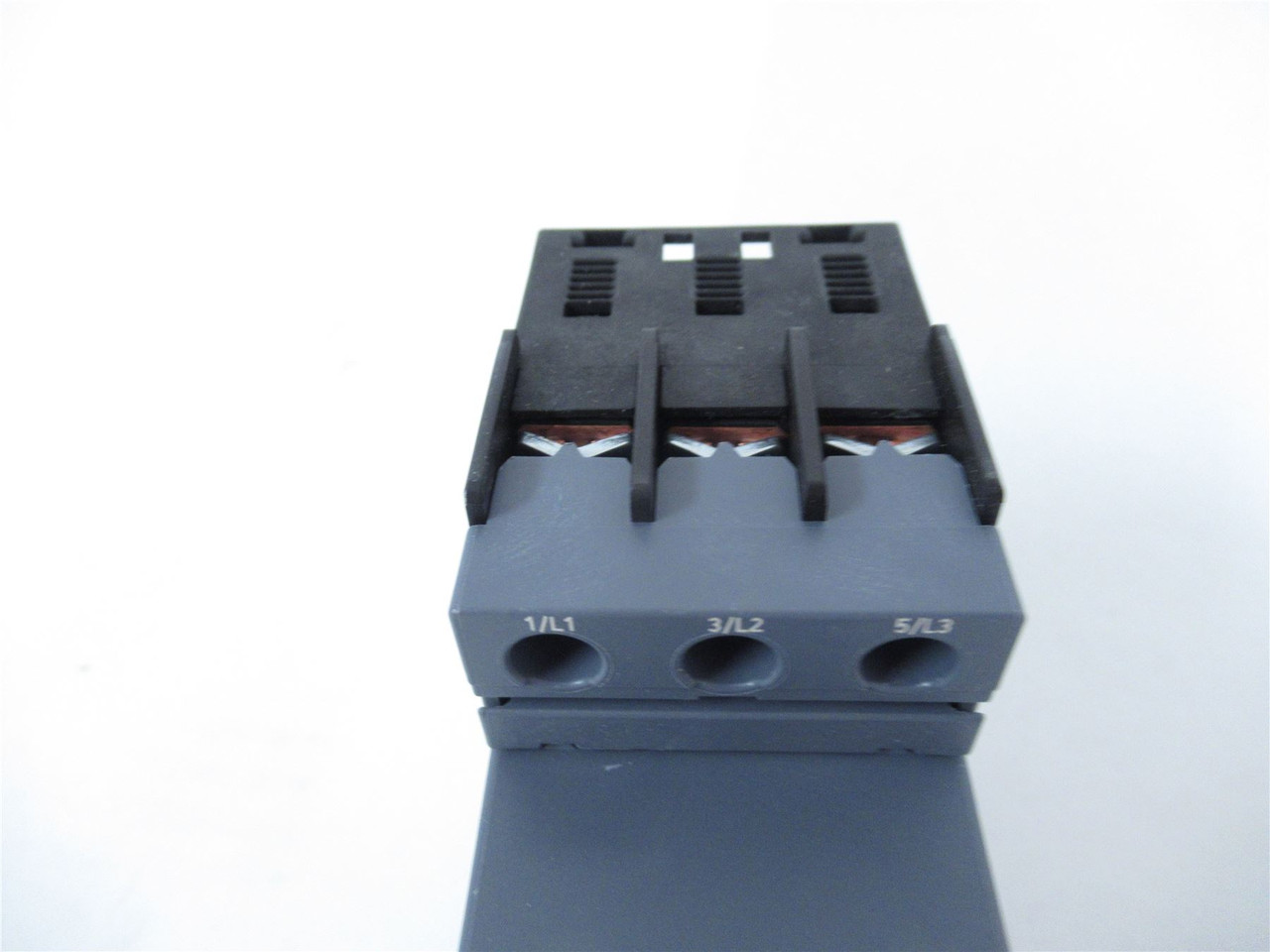 Siemens 3RV2021-1CA10; Manual Motor Starter 1.8 - 2.5A 3Pole