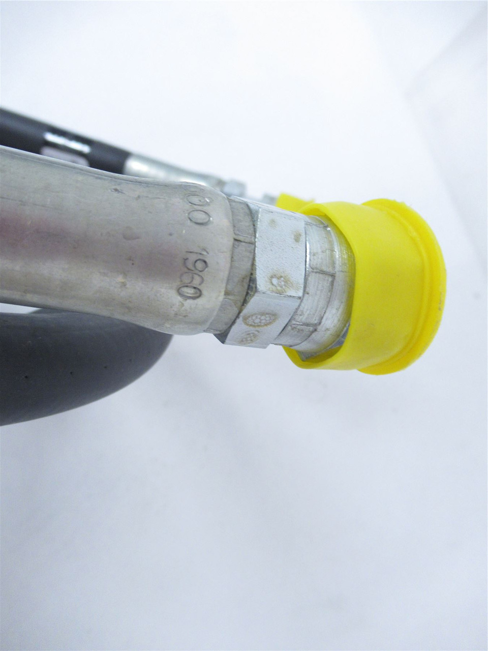 Crown  64372049; Assembly Hose 30CT 08