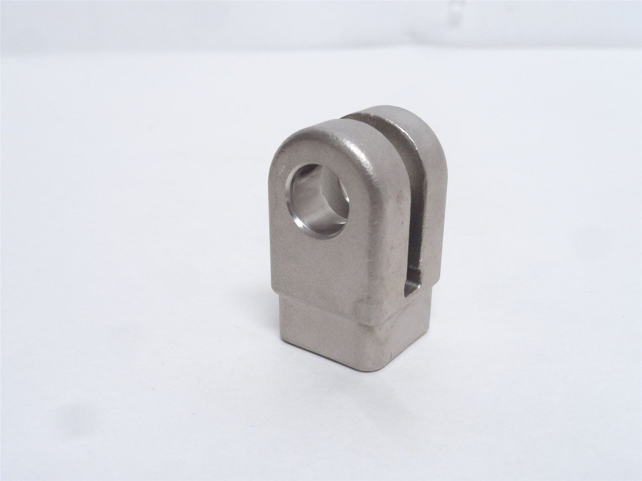 Cryovac FUR86047 ; Knuckle; SS; 1/8NPT; 10mm Clevis ID