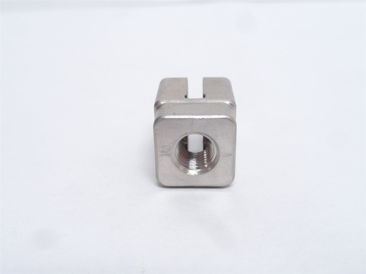 Cryovac FUR86047 ; Knuckle; SS; 1/8NPT; 10mm Clevis ID