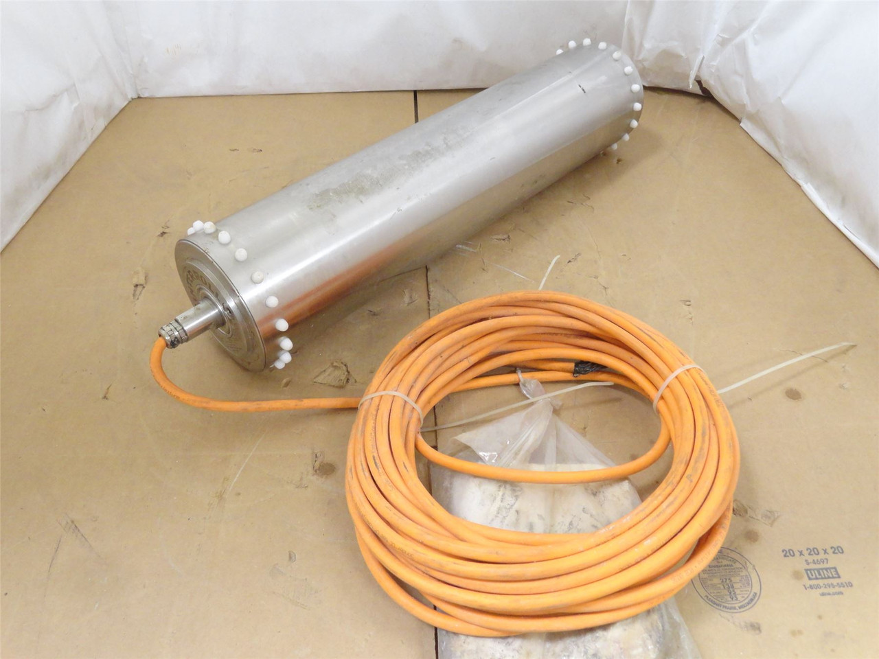 Interoll 138i-370W; Drum Moto; 230VAC 600mmWide 1.6RPM .383M/s