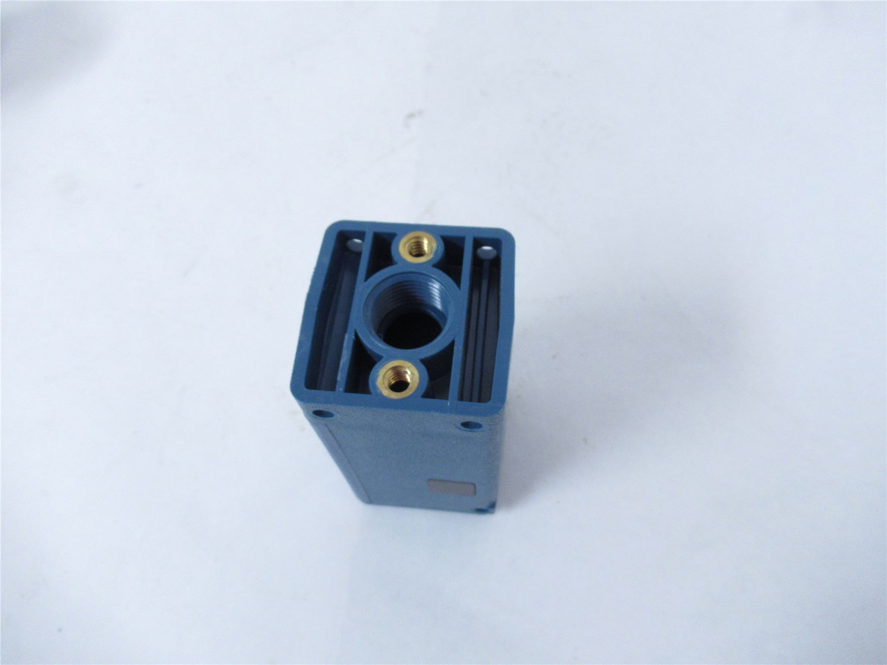 Opcon 8880C-6501; Photo Sensor Diffuse 18IN;5PIN