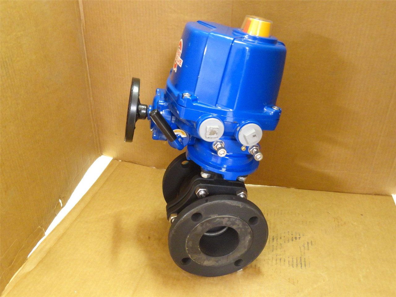 FNW 601B; Actuated Flanged Ball Valve Size: 3"; 120VAC