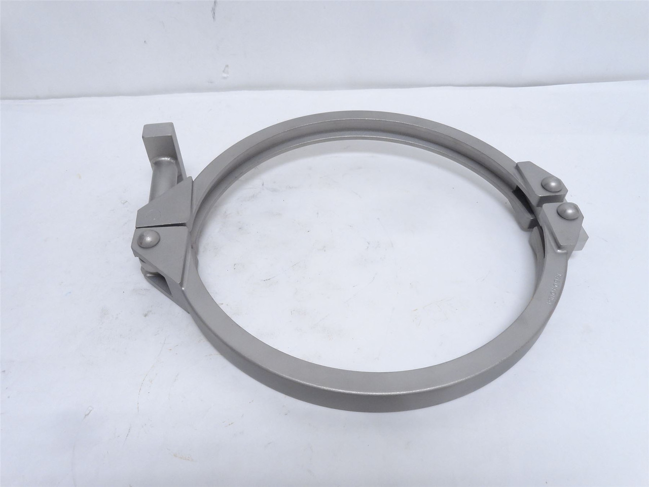 Beehive 146040; Pipe Clamp; SS; Size: 11-1/4"