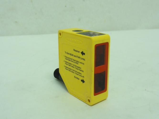 Banner Q50AVPQ; Triangulation Measurement Photo Sensor 12-30VDC