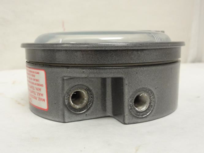 Dwyer 2008; Pressure Gauge; 0 to 8 Inch; H2O