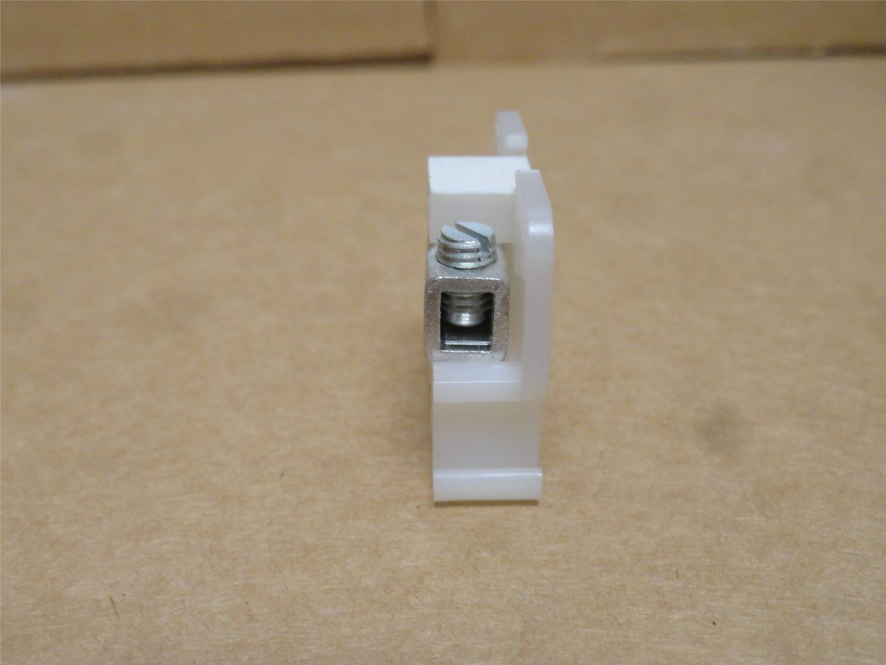 Allen-Bradley 492; LOT-10 Terminal Block Style F