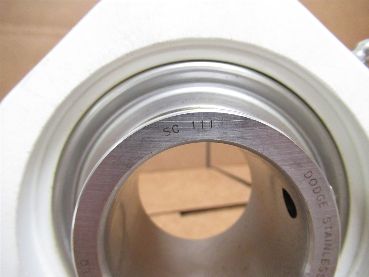 Dodge P2B-SCEZ-111-PCR; Pillow Block Bearing 068495 1-11/16"ID