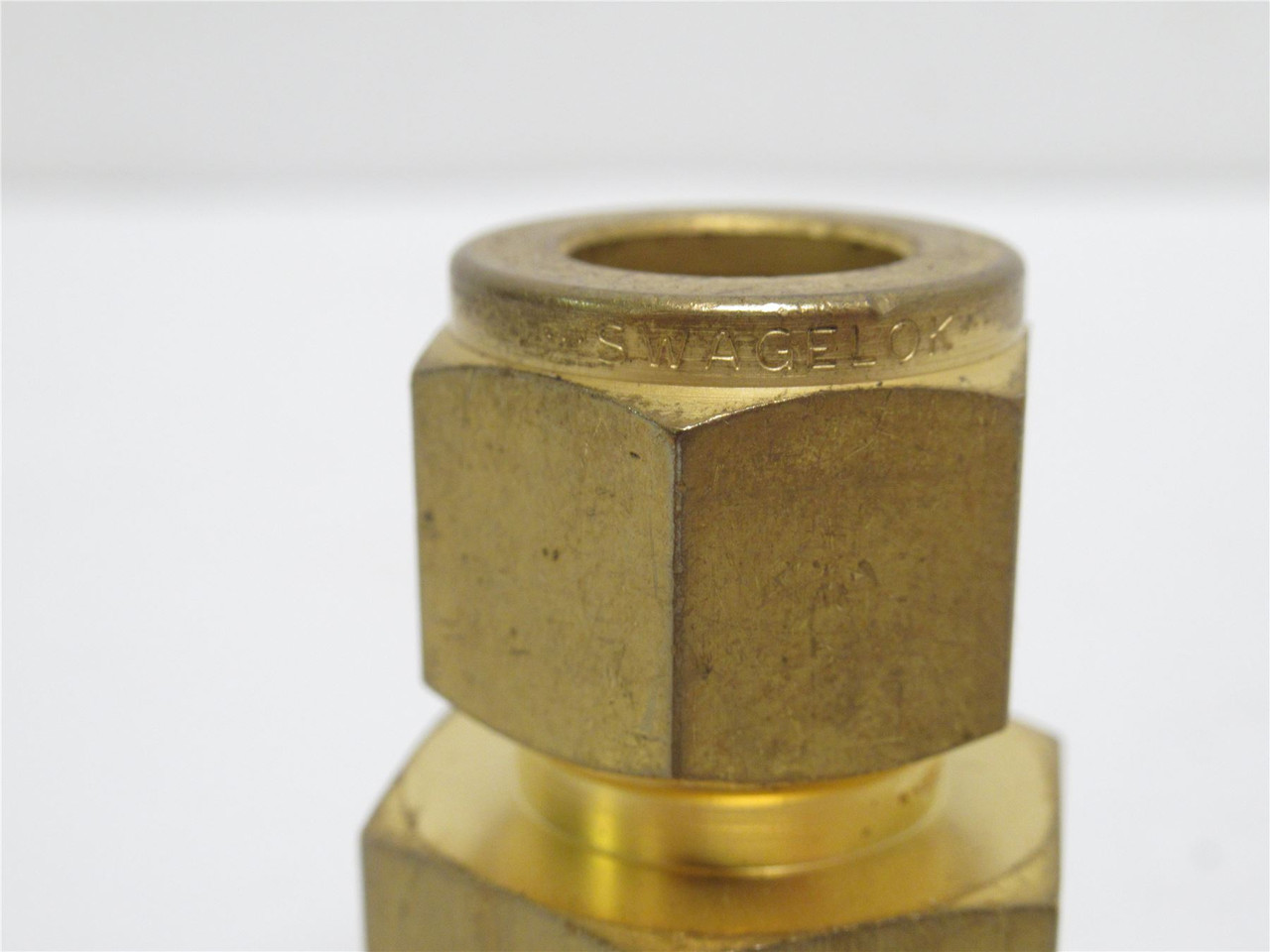 Swagelok B-810-7-8; Brass Tube Fitting 1/2" Comp x 1/2NPT