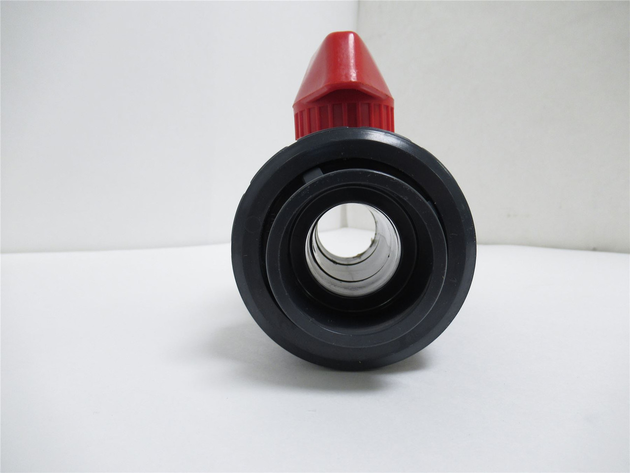 Asahi VBB 1-1/4; Inline PVC Ball Valve 1-1/4"NPS Socket only