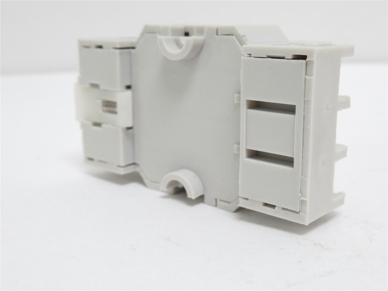 Carlo Gavazzi ZPY11A; Relay Socket; Chassis Mount; 10A; 300V