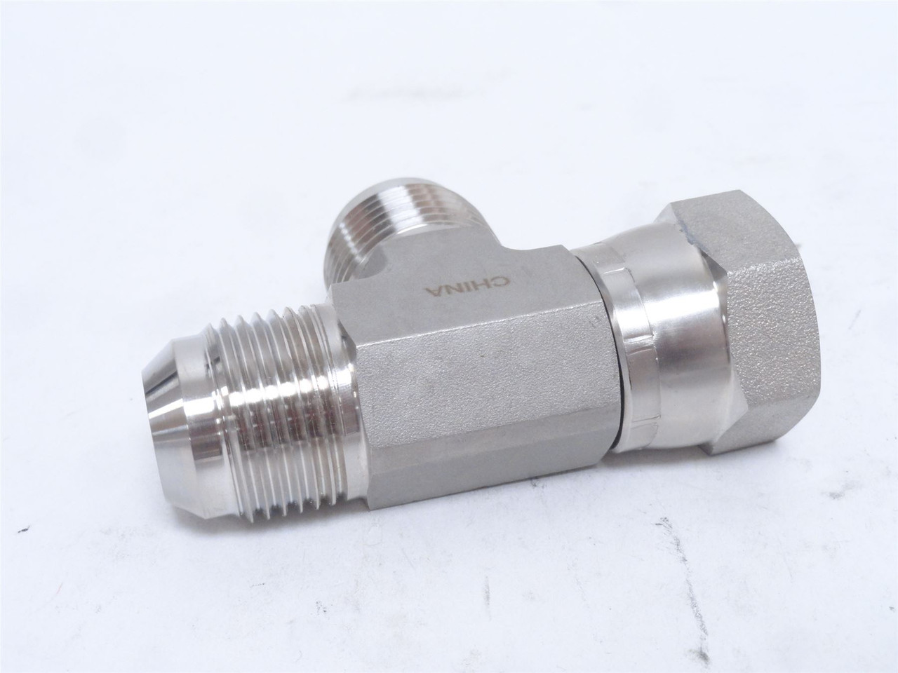 MFG- 6602-16-16-16-SS; Swivel Tee Fitting; SS-316; 3/4 JIC