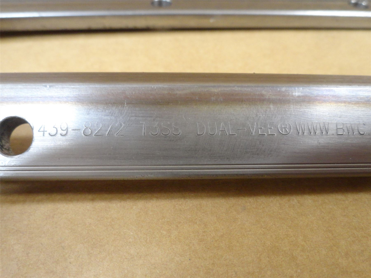 DualVee T3SS; V-Groove Guide System Size 3; 50-1/2" Long