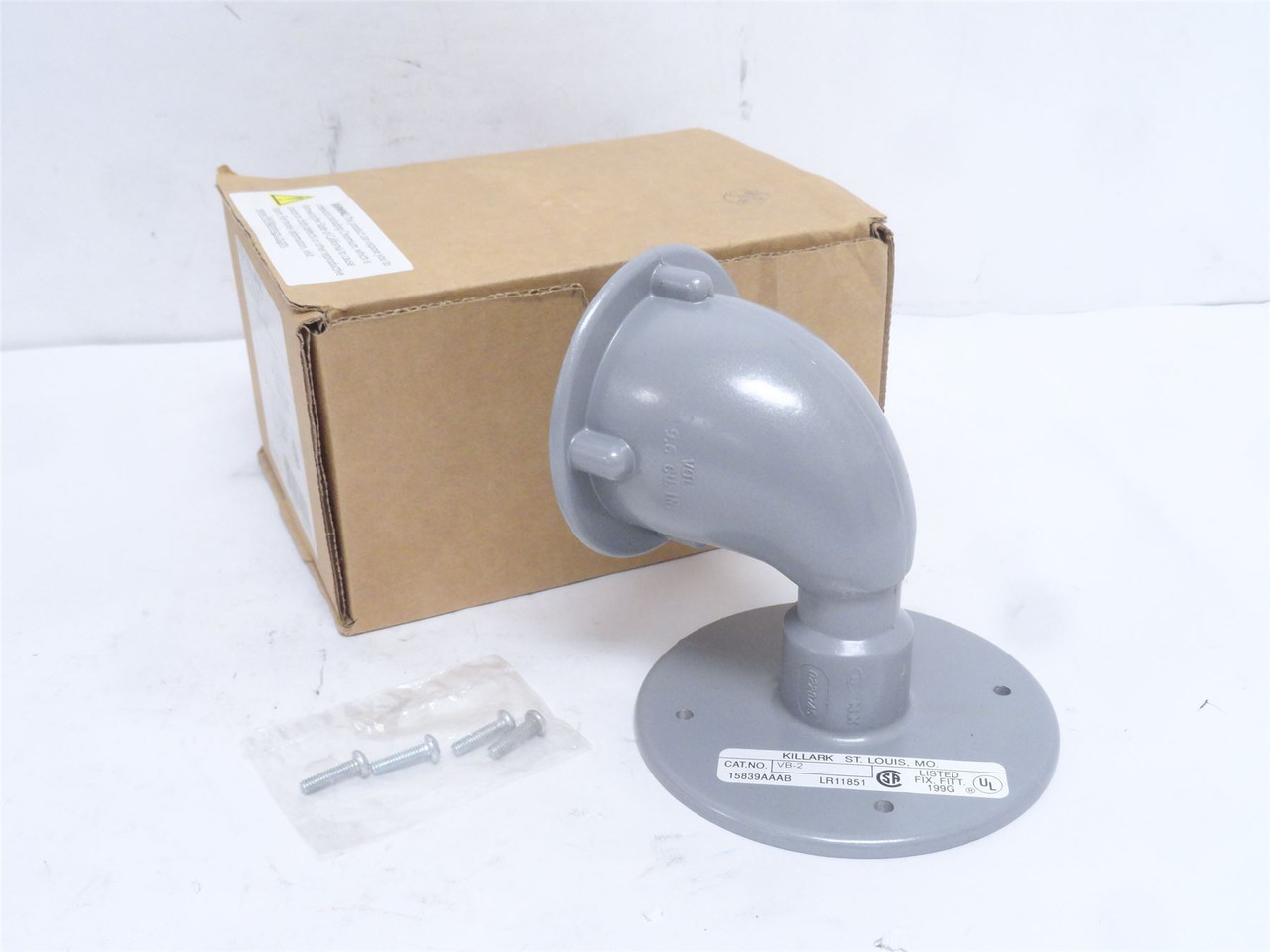 Killark VB-2; Hazardous Location Wall Bracket; 90Deg; 6" Long