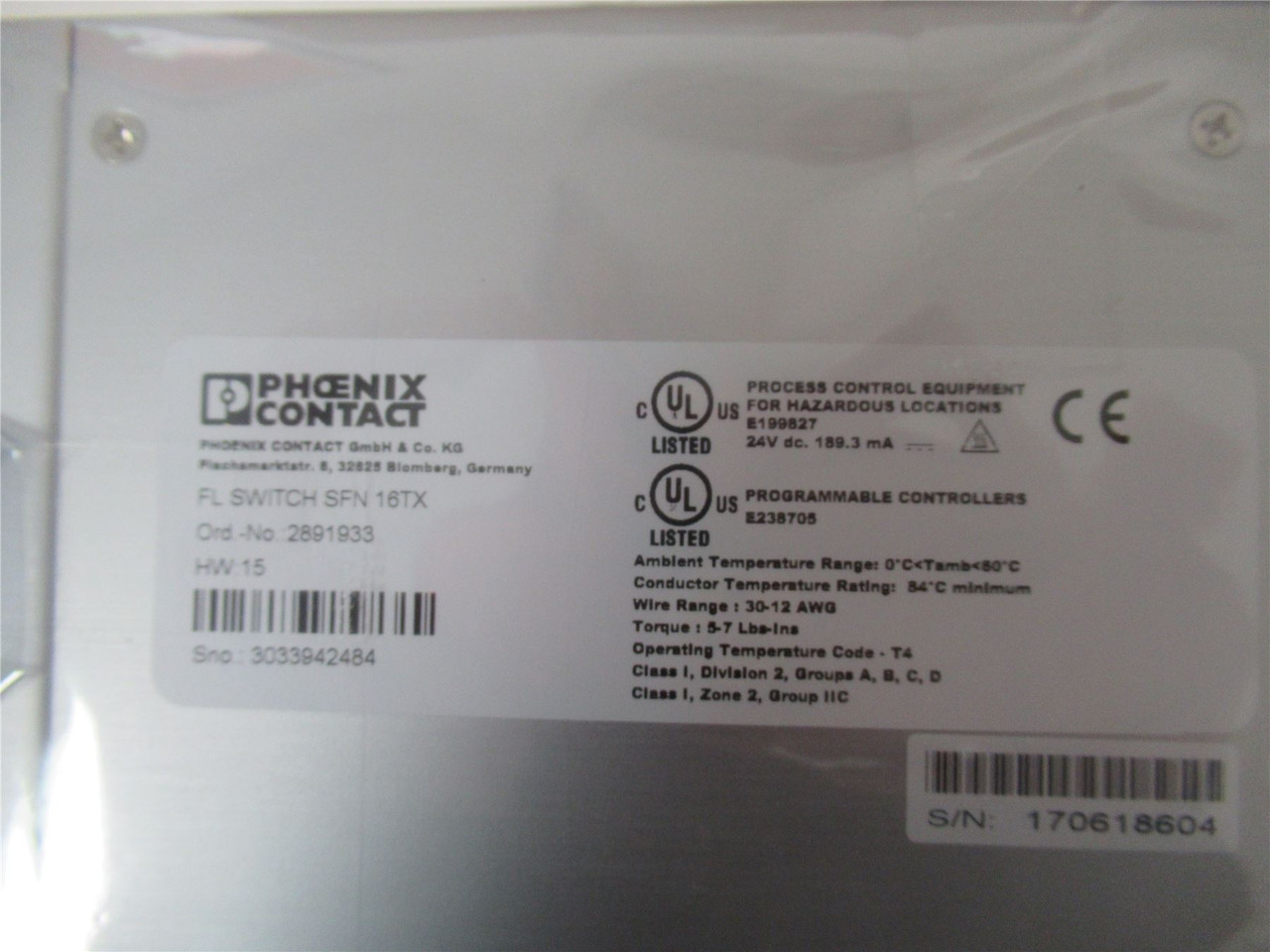 Phoenix Contact 2891933; Ethernet Switch 16 Ports  SFN 16TX