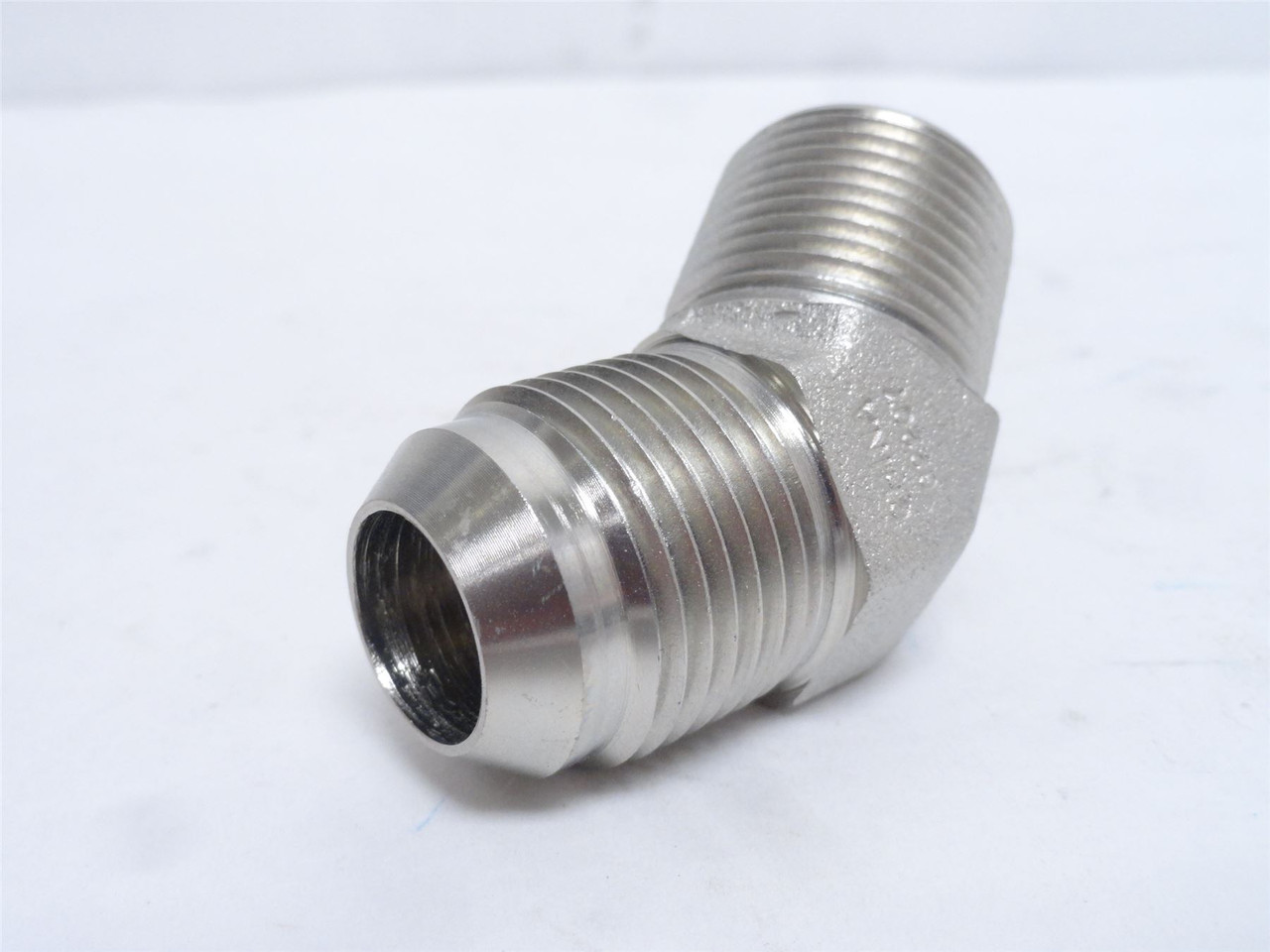 Brennan 2503-12-12-FG; Elbow; 45Deg; 3/4 NPT x 3/4 JIC