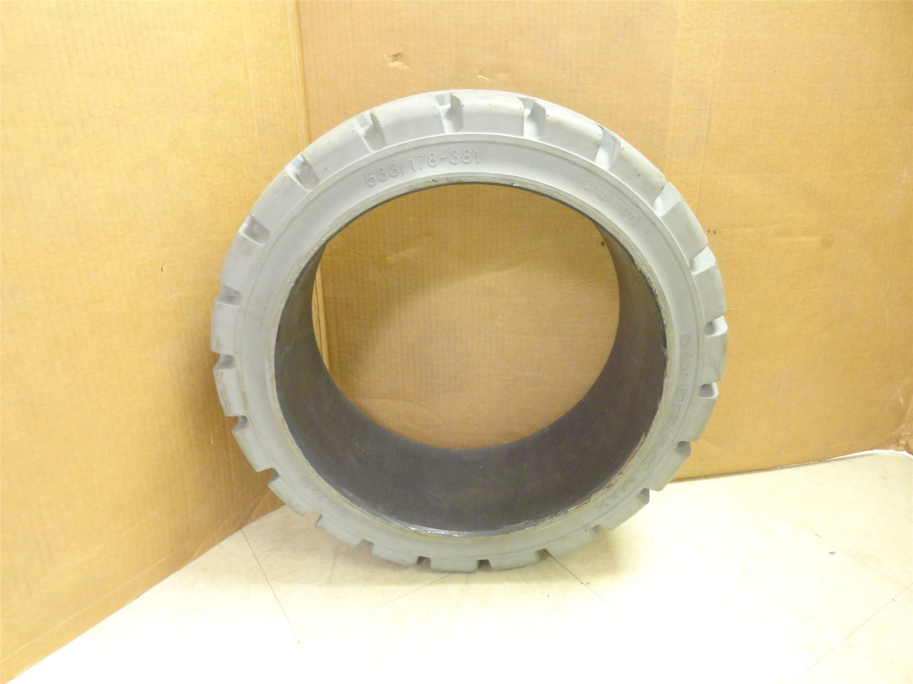 Unitrac 21X7X15 EM MASMMXGRNM; Industrial Tread Pro LRR Tire