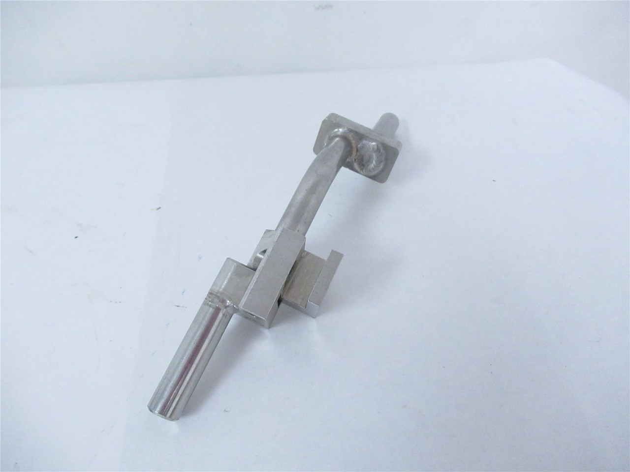 MFG LA00084328; ASSY J-CUT LEFT