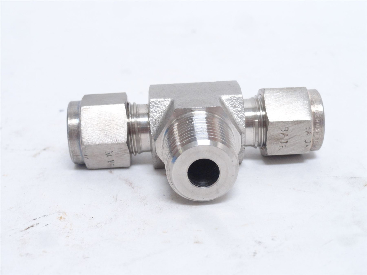 Brennan N2601-06-06-06-SS; Male Branch Tee; 3/8"x3/8"x3/8NPT