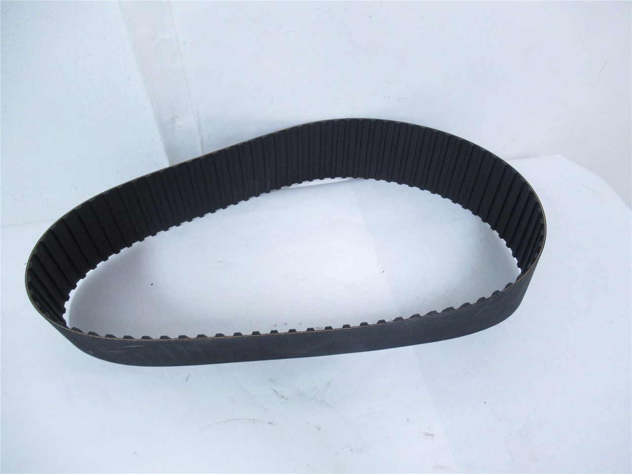 Gates 410H300; Timing Belt Pitch .50" Width 3" Teeth 82 L41"