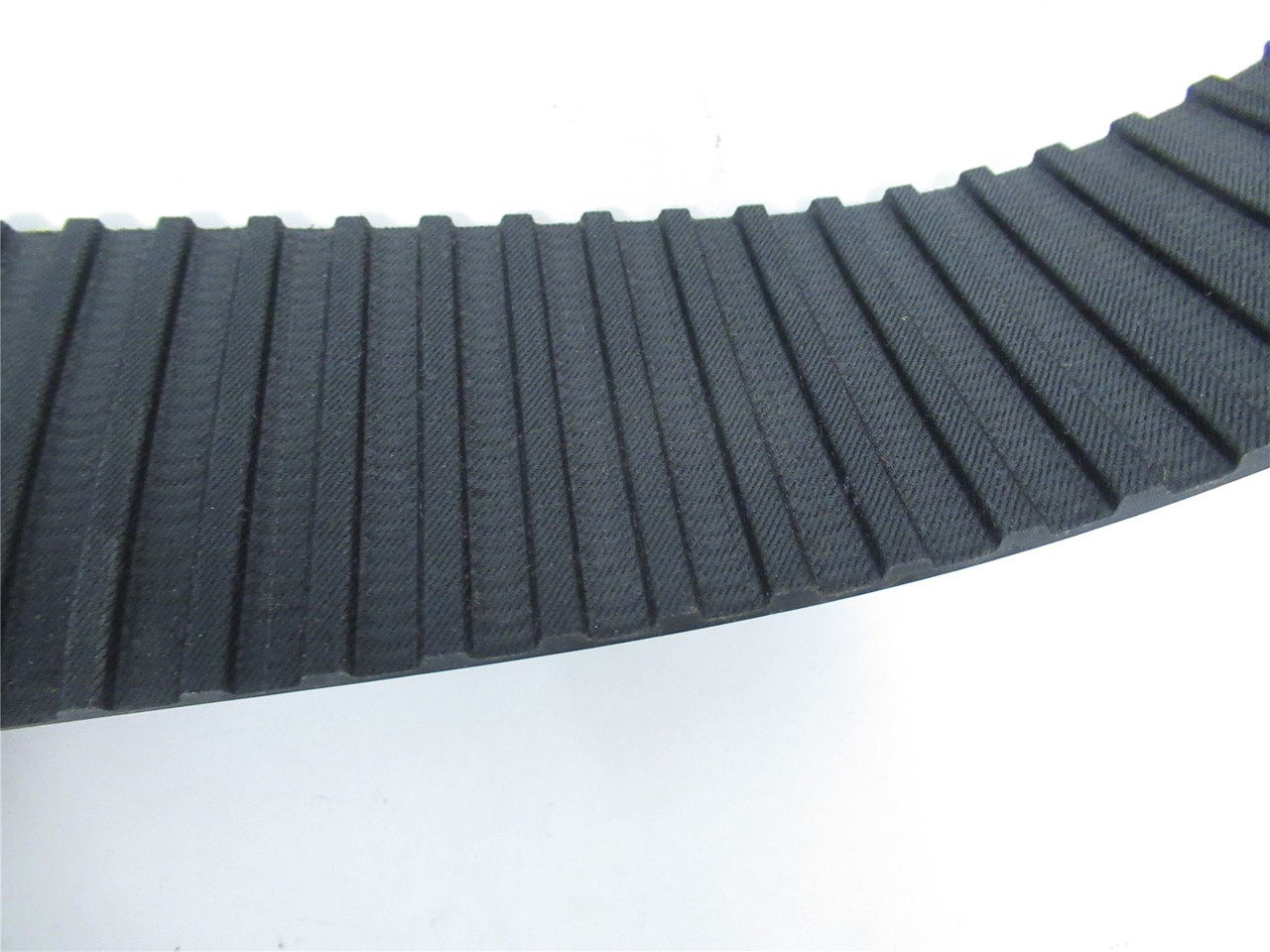 Gates 410H300; Timing Belt Pitch .50" Width 3" Teeth 82 L41"