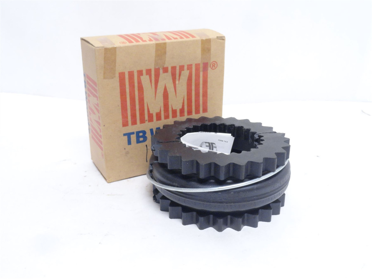 TB Woods 8E SLEEVE; SureFlex Sleeve; 2-Piece W/Ring; EPDM