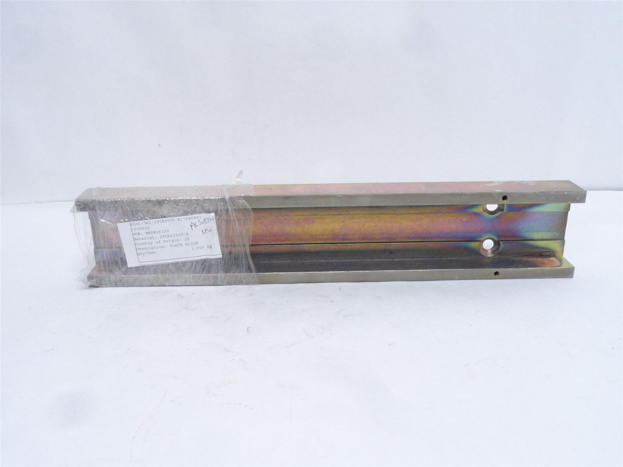 Cryovac ZFUR42502-B; Slide Plate; 15-3/4" Long x 3" Wide