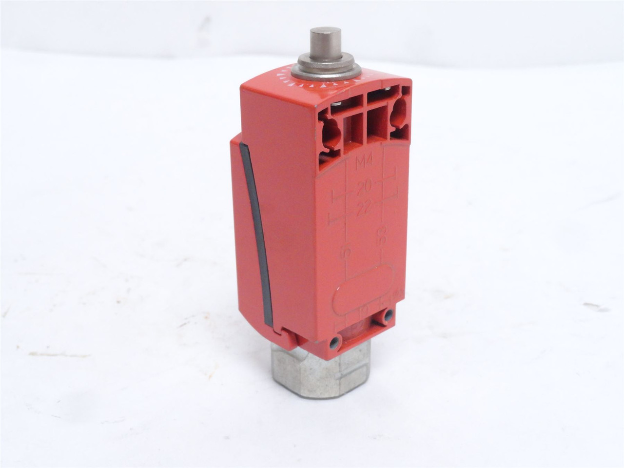 Telemecanique XCSD3910N12; Limit Switch 240VAC; 2-NC; 1-NO