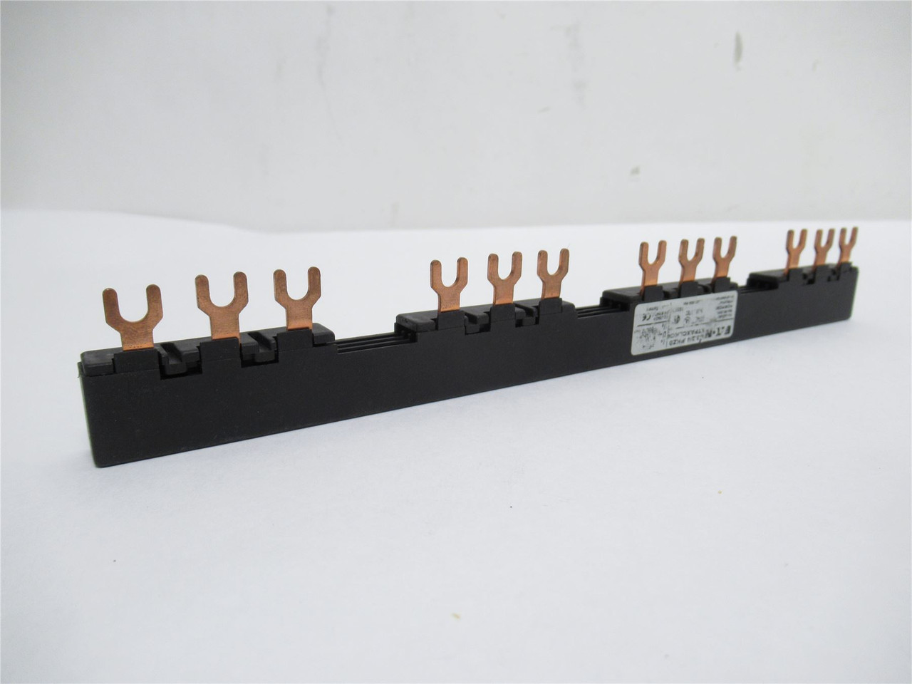 Eaton XTPAXCLKC4; Commoning Link; 3 Phase; 4 Devices Frame B