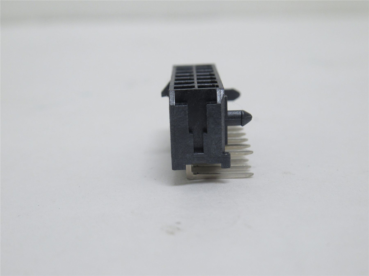Molex 43045-1402; Lot-5 Header Connector; RA; 14Pos; 2-Row