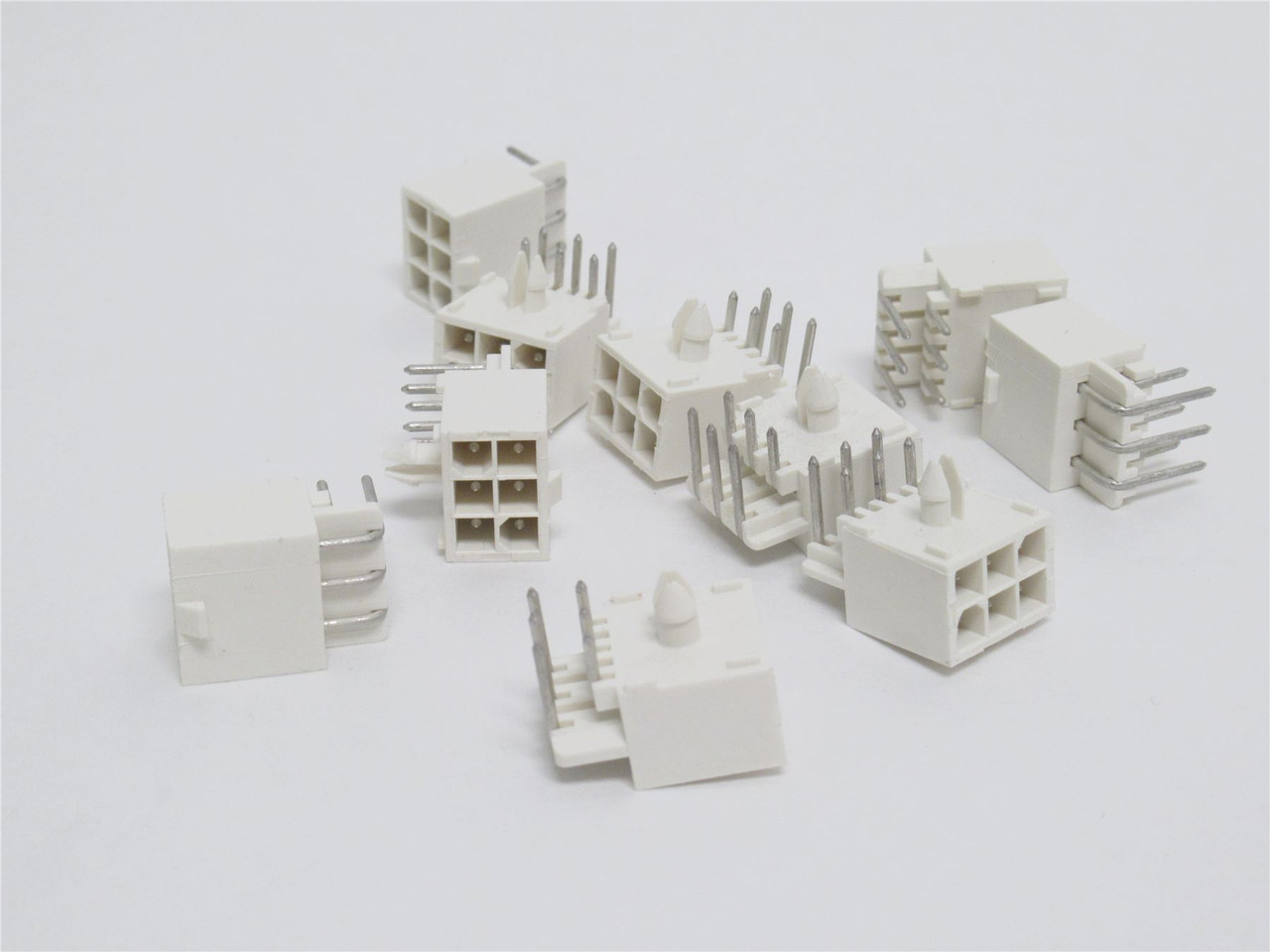 AMP 1-770969-0; Lot-10; Header Connectors; RA; 10Pos; 600V