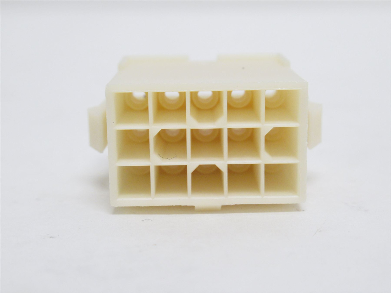 AMP 172163-1; Lot-10 Cap Housings; 15Pos; 3-Row; 600V