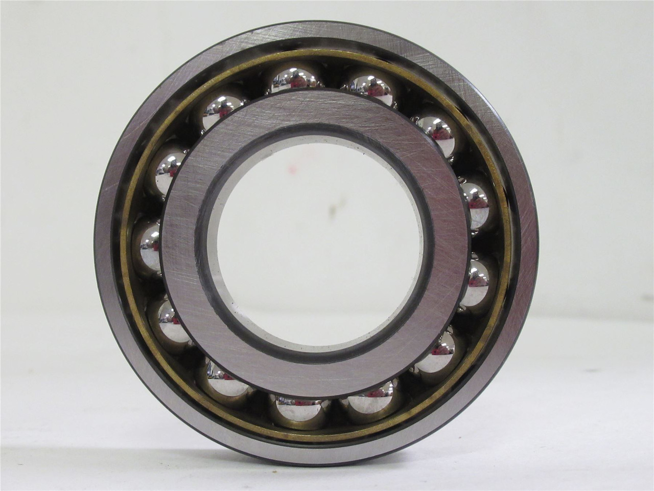 SKF 7207 BEY; Angular Contact Bearing; 35mmID; 72mmOD; 17mmW