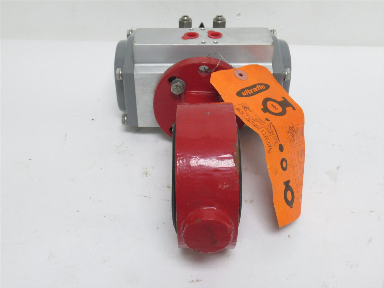 Ultraflo 25400171F516; Actuated Butterfly Valve; 2-1/2"