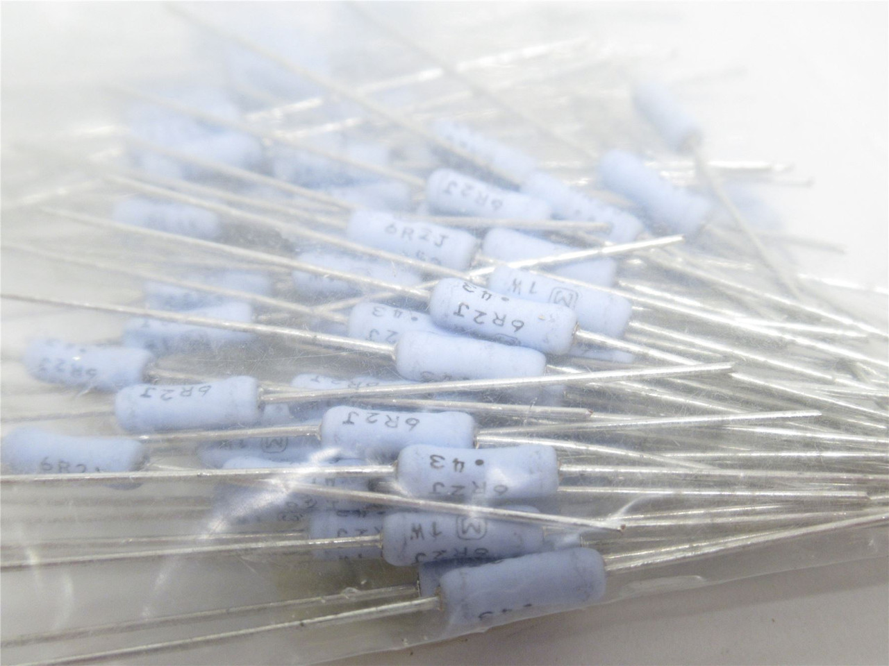 Panasonic ERX-1SJ6R2; Bag-100; 6.2 Ohms ±5% 1W; Flame Proof