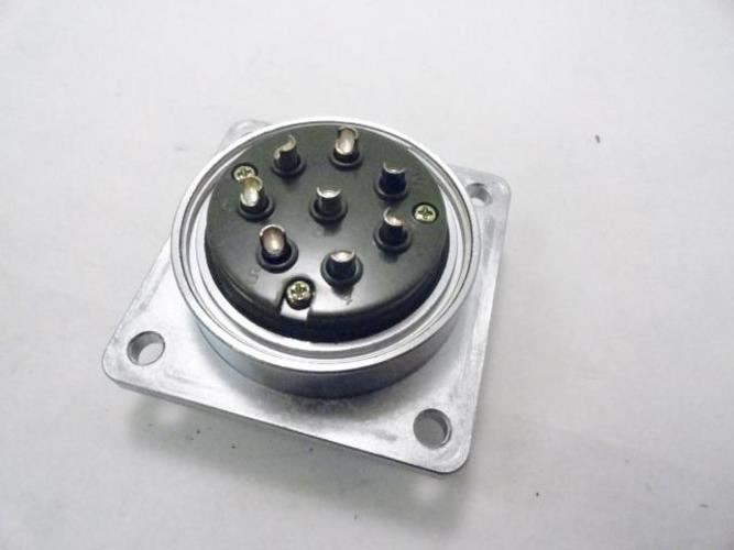 Nanaboshi NCS-548-RF; Connector Plug; 8 Pole