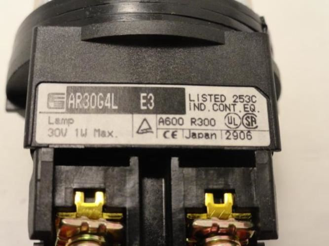 Fuji AR30G4L-11E3; Pushbutton Switch; 30V; 1W