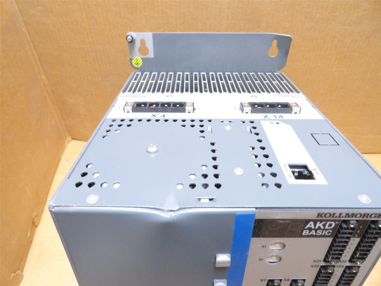 Kollmorgen AKD-T04807-ICAN-E091; Servo Drive(Dented Case)