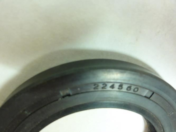National 224560; Oil Seal; 45mm ID; 68mm OD; 7mm Width