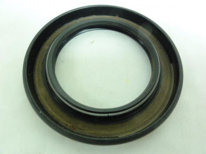 National 224560; Oil Seal; 45mm ID; 68mm OD; 7mm Width