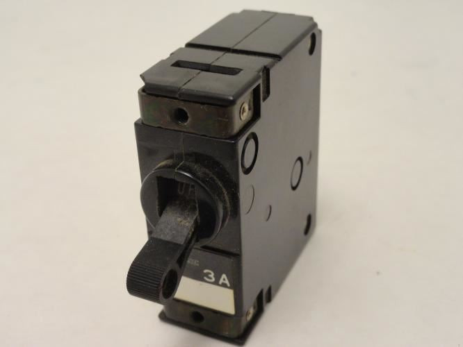 Fuji Electric CP31E/3K; Circuit Protector 3A 250VAC