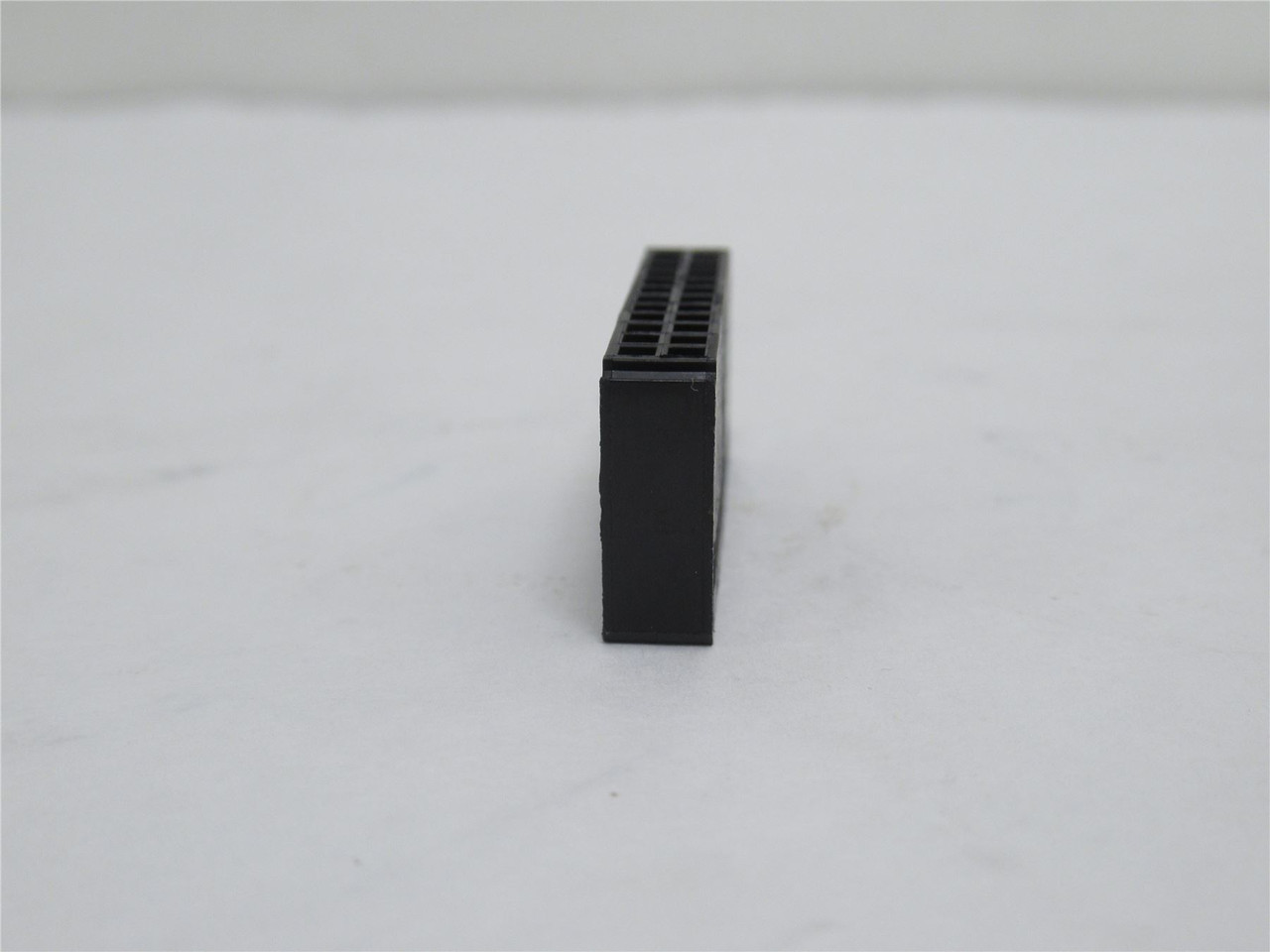 AMP 102387-5; Lot-5 Connector Housing; 24Pos; Dual Row