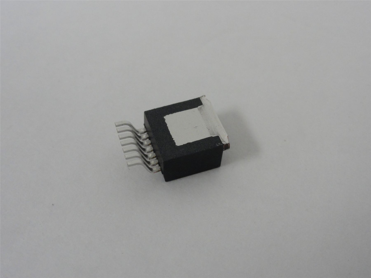 TI LM2586S-ADJ; Lot-5 Voltage Regulators; 3A