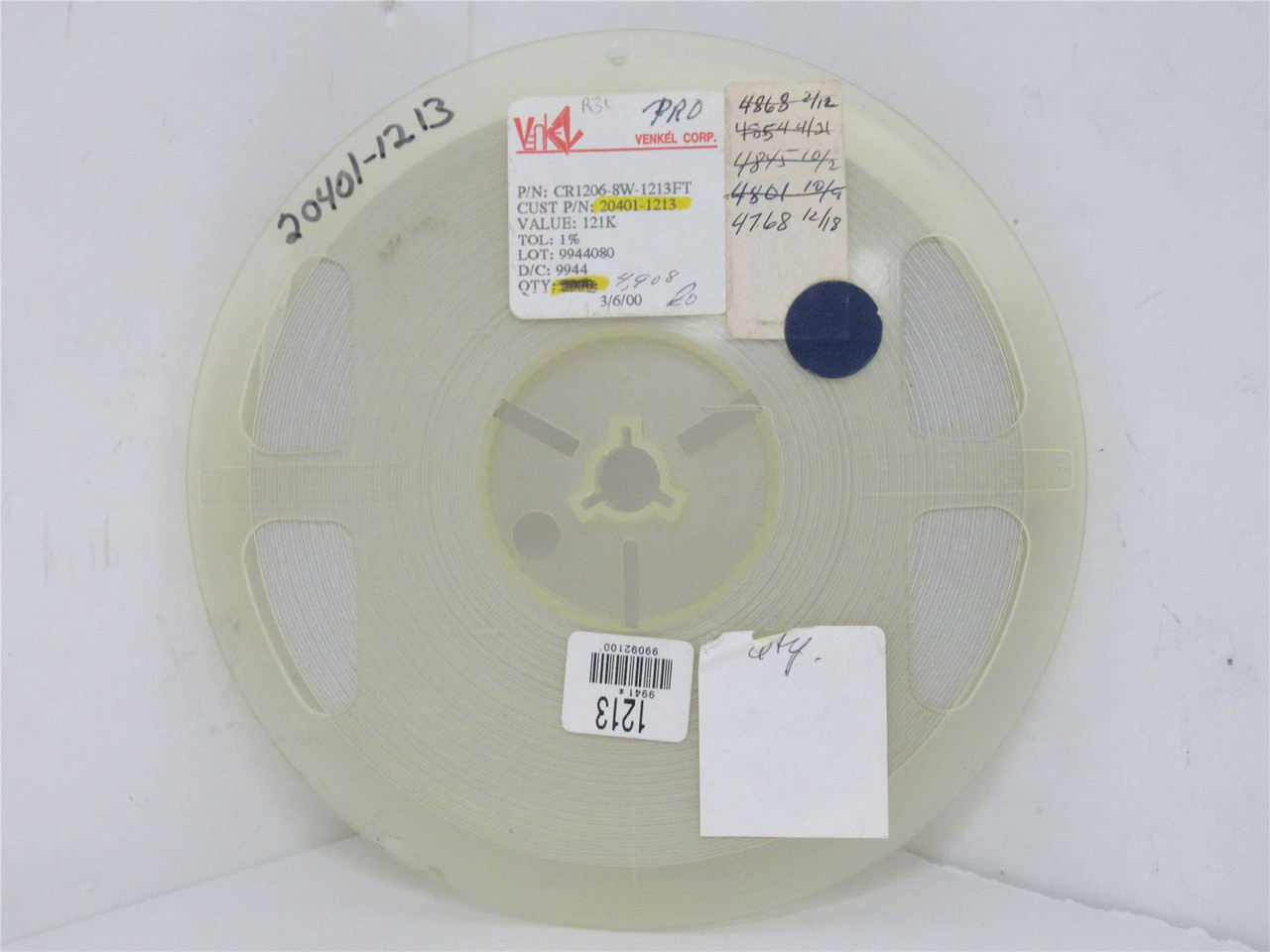 Venkel CR1206-8W-1213FT; Lot-4600 Thin Film Resistors 121kOhm