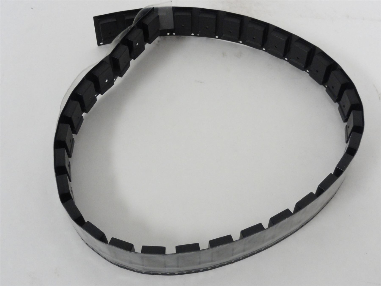 Onsemi 7805CD2T; Lot-28 Voltage Regulators; 5V; 1A